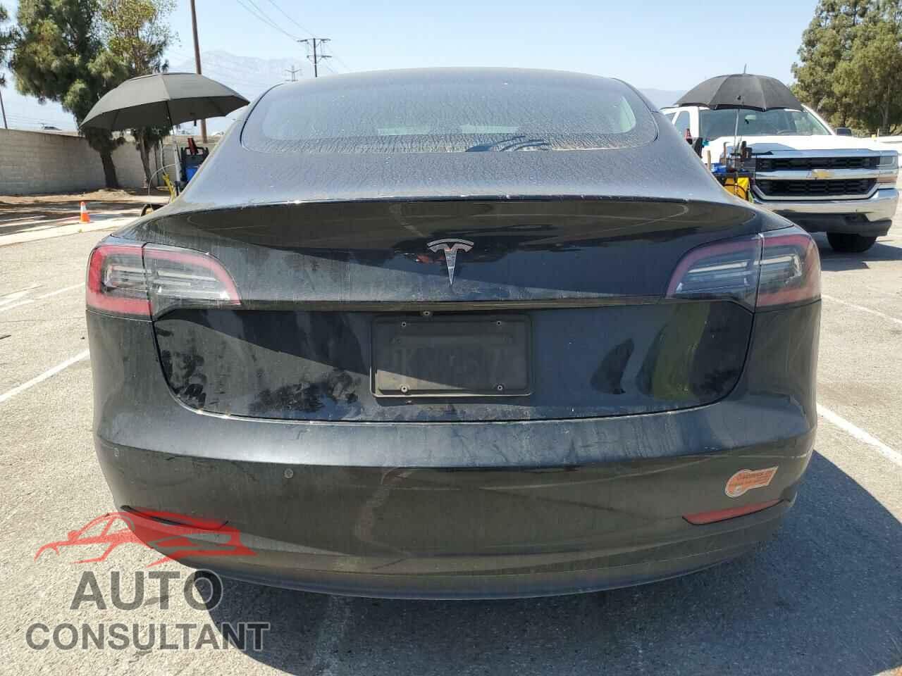 TESLA MODEL 3 2019 - 5YJ3E1EAXKF409939