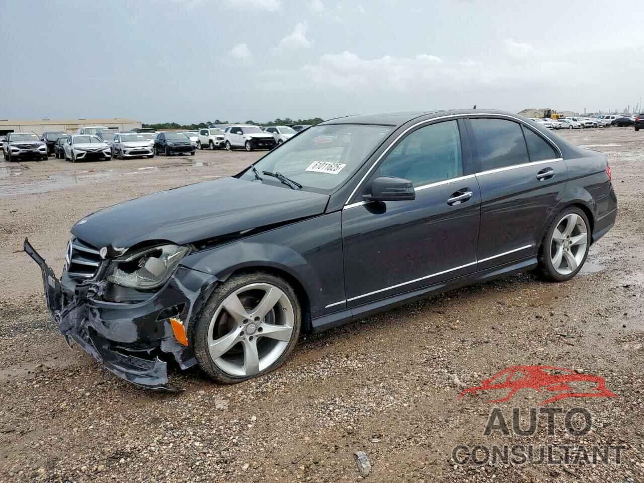 MERCEDES-BENZ C-CLASS 2014 - WDDGF4HB3EA967185