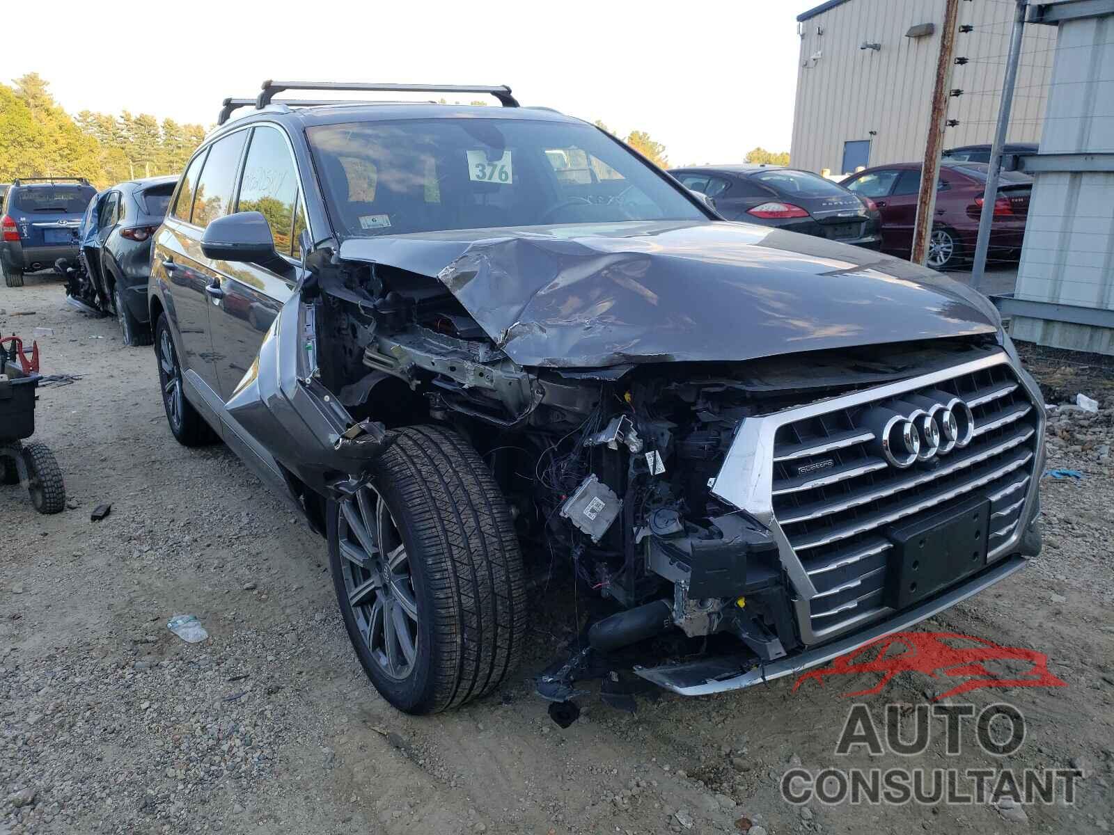 AUDI Q7 2019 - WA1LHAF79KD044603