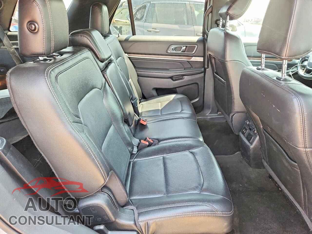 FORD EXPLORER 2018 - 1FM5K7F82JGB66675