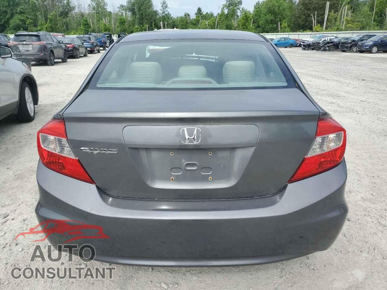 HONDA CIVIC 2012 - 2HGFB2F56CH596560