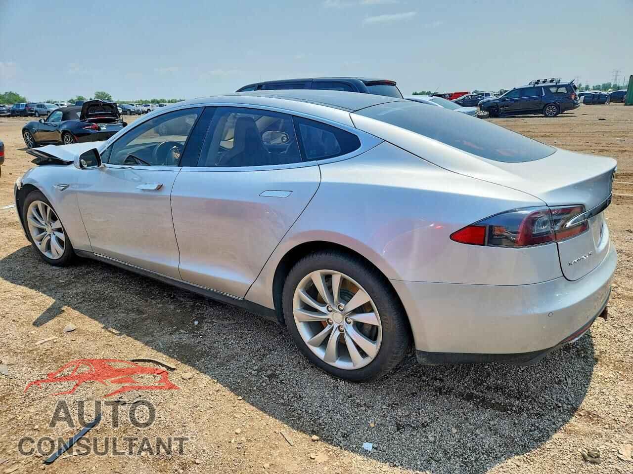 TESLA MODEL S 2013 - 5YJSA1CN6DFP22471