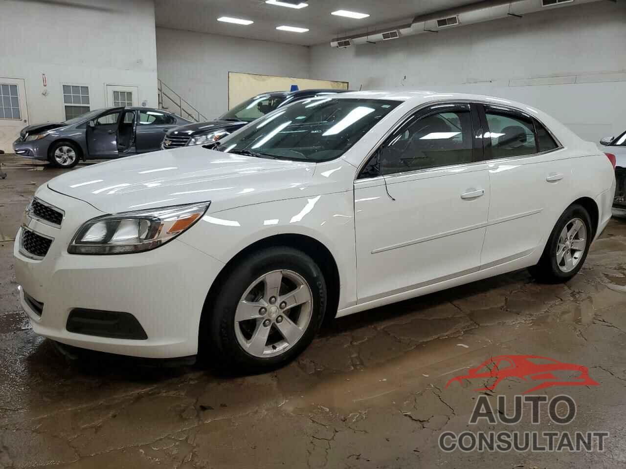CHEVROLET MALIBU 2013 - 1G11B5SA6DF331324