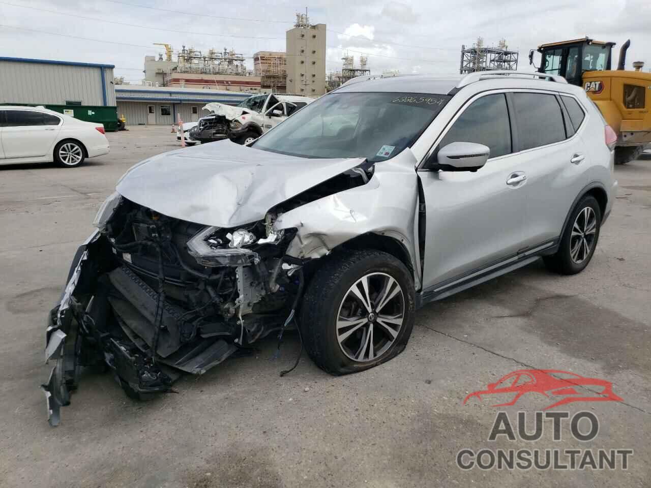 NISSAN ROGUE 2018 - JN8AT2MT7JW466412