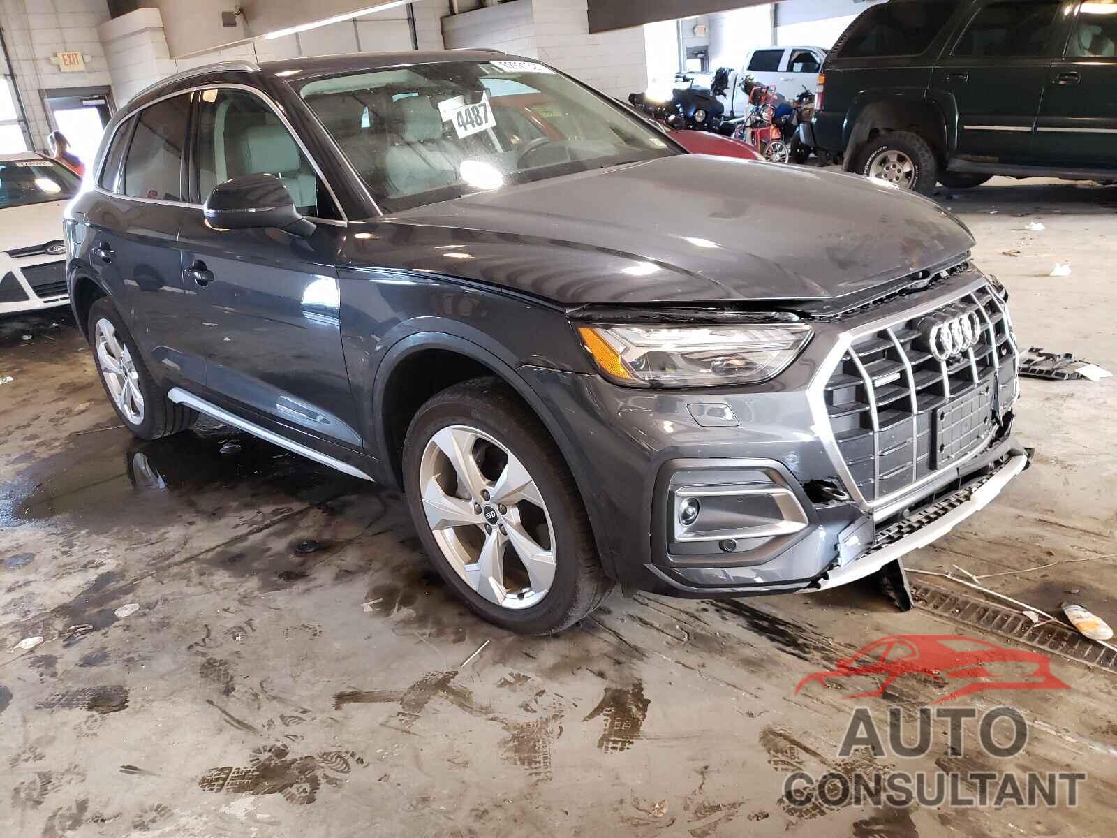 AUDI Q5 2021 - WA1CAAFYXM2058392