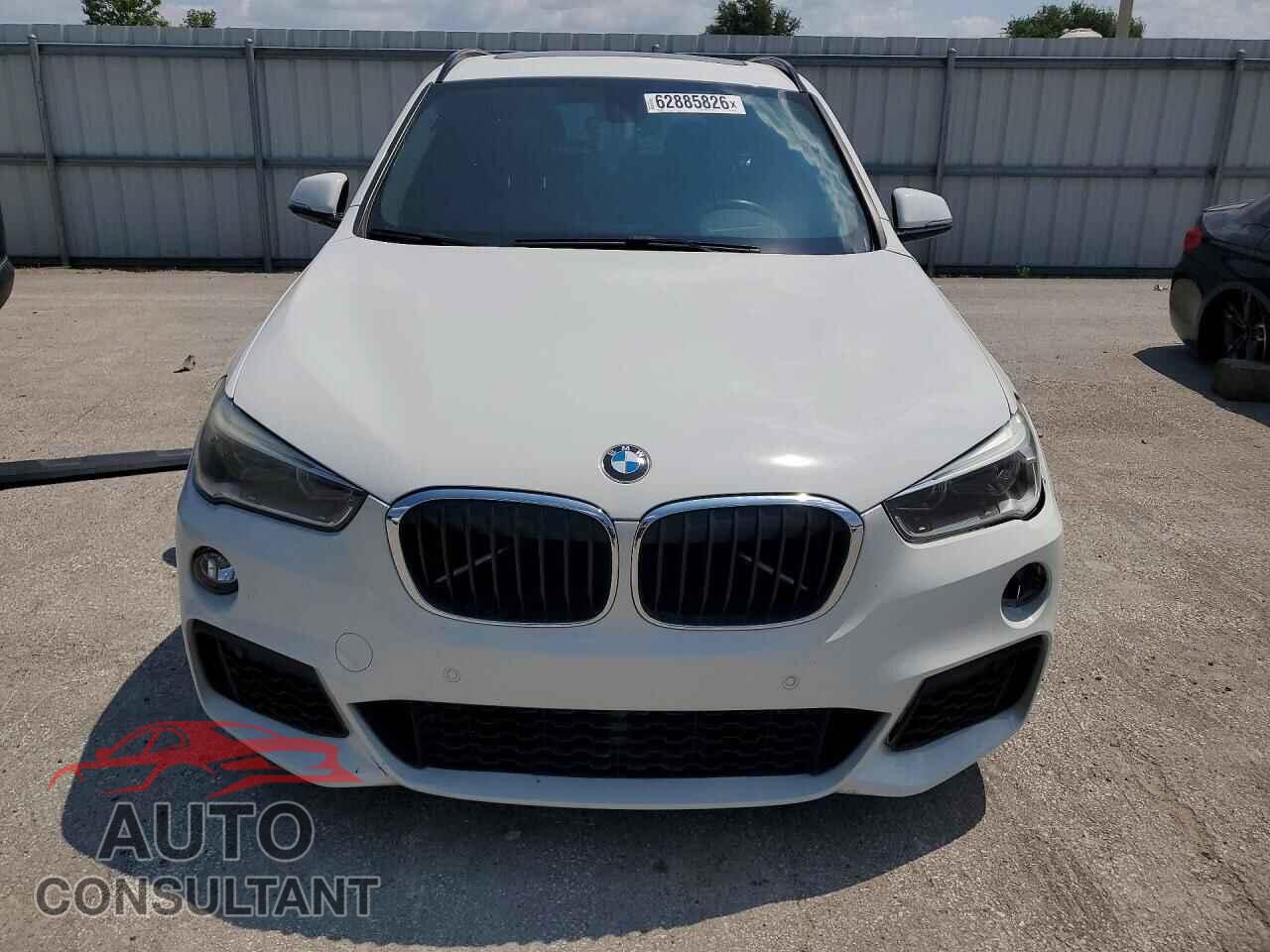 BMW X1 2017 - WBXHT3C33H5F80656