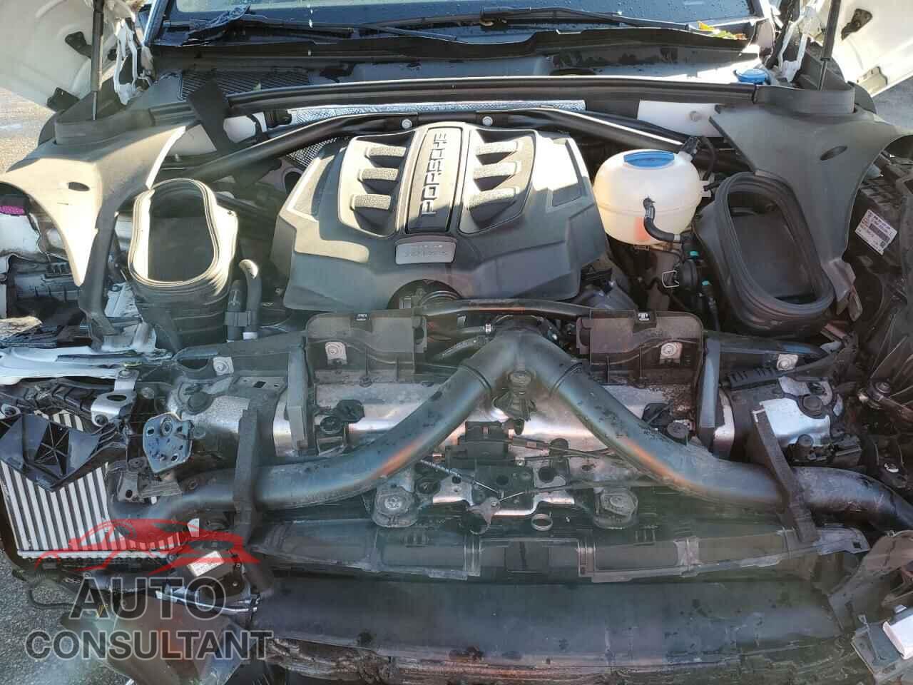 PORSCHE MACAN 2016 - WP1AB2A51GLB46161