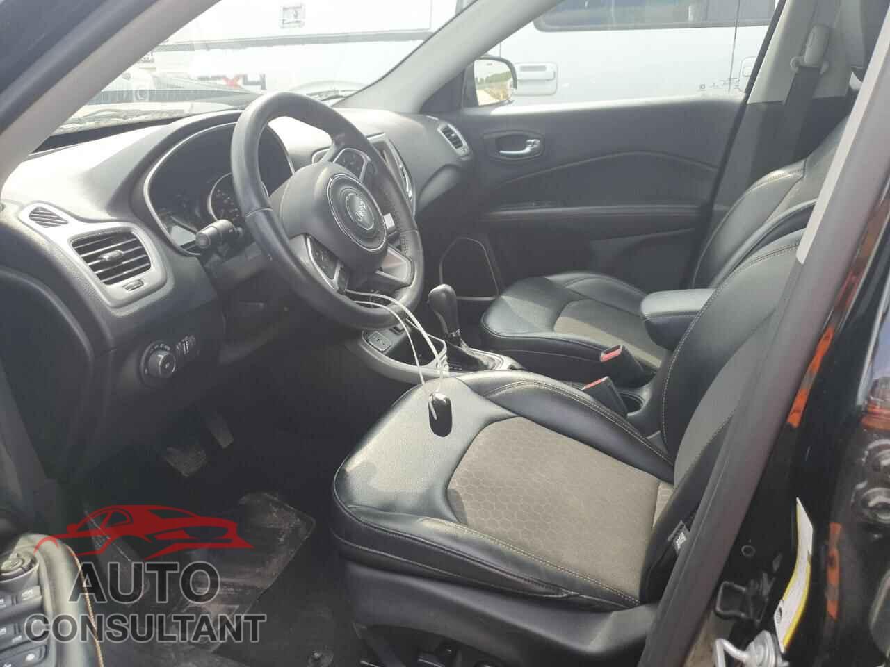 JEEP COMPASS 2017 - 3C4NJCBBXHT632523