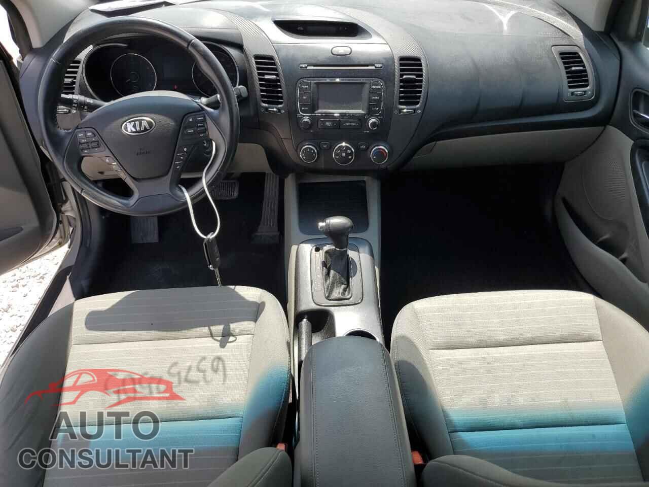 KIA FORTE 2014 - KNAFX6A8XE5234103