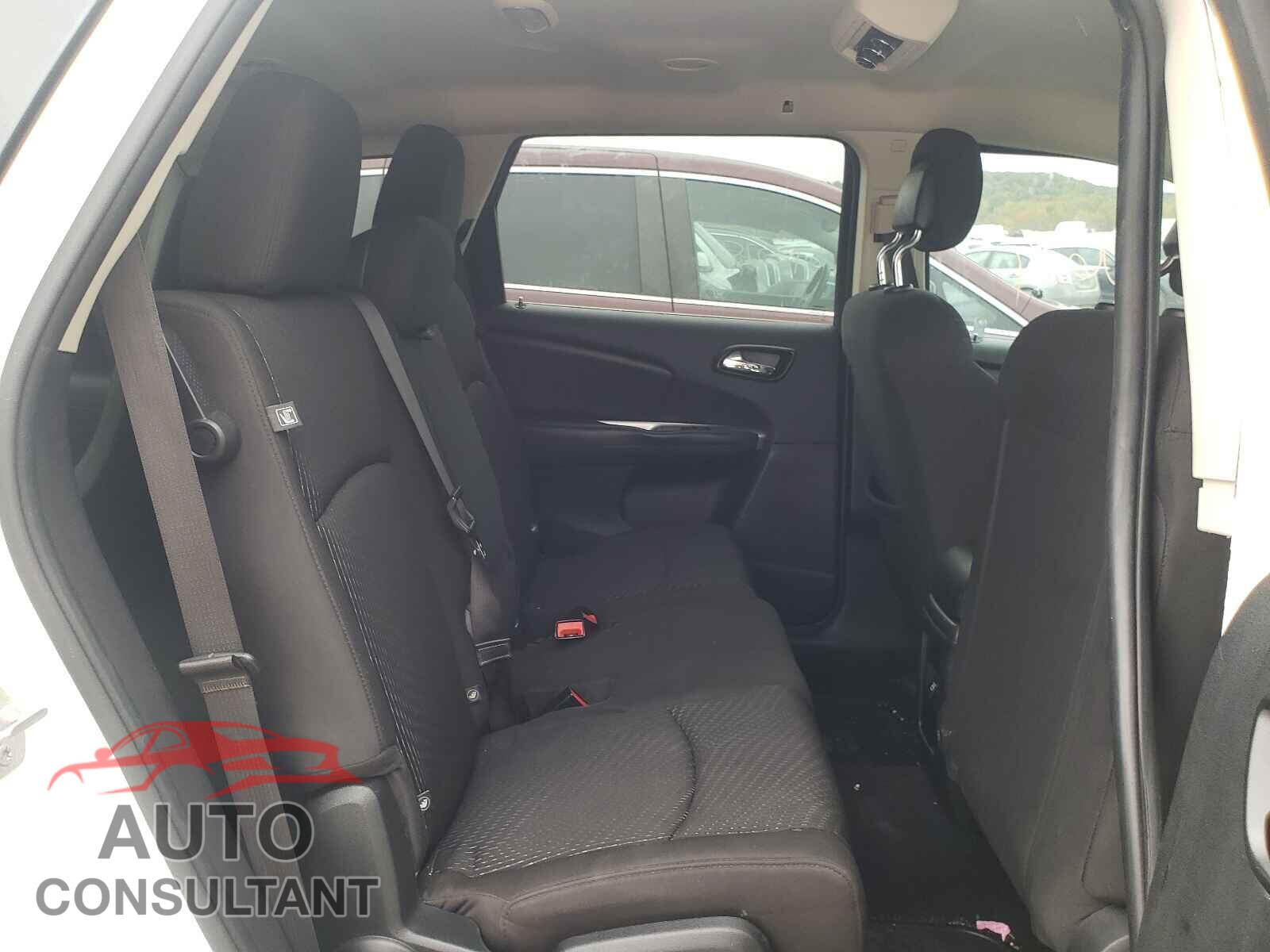 DODGE JOURNEY 2017 - 3C4PDCAB8HT637673