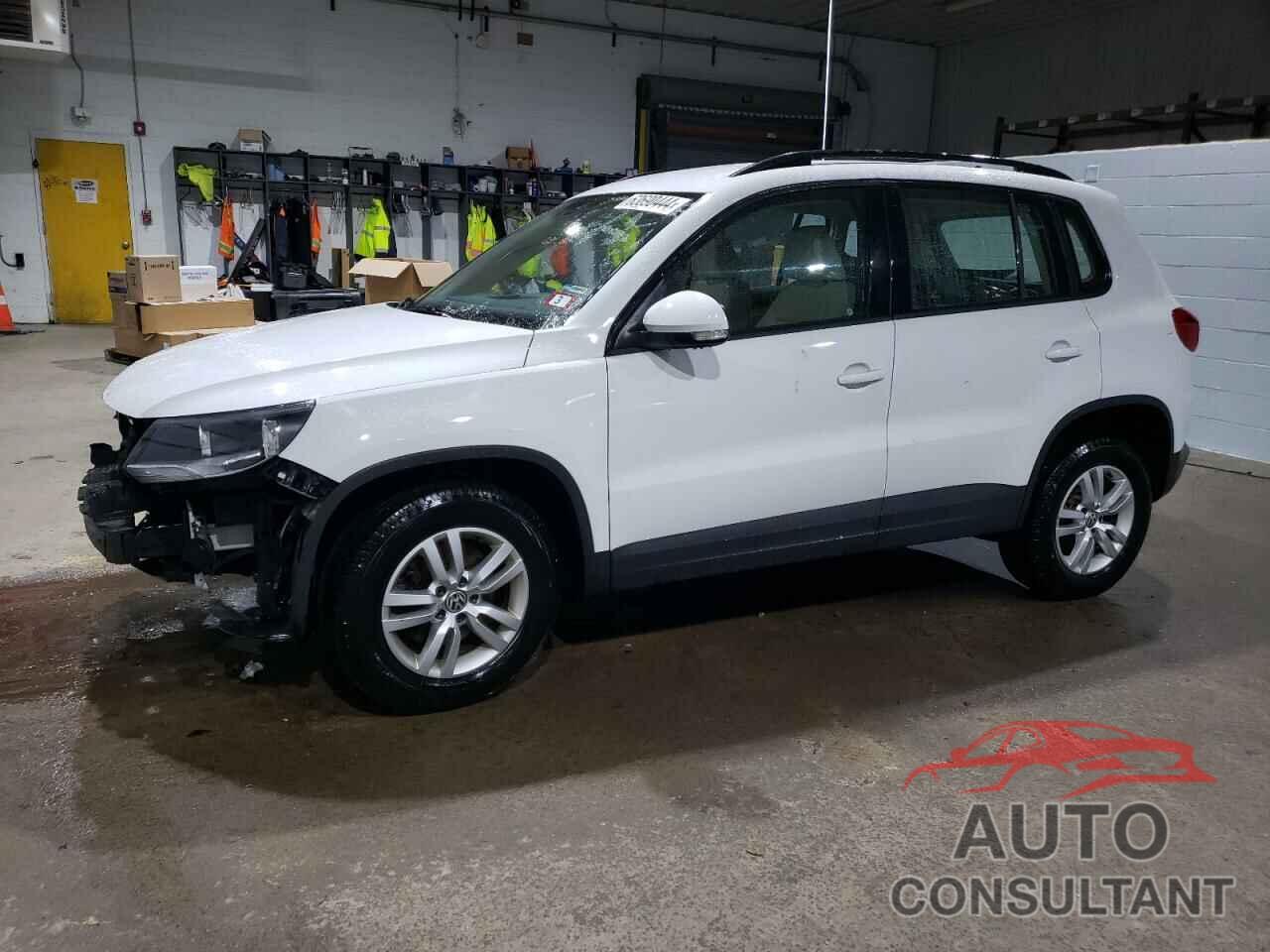 VOLKSWAGEN TIGUAN 2017 - WVGBV7AX8HK027750