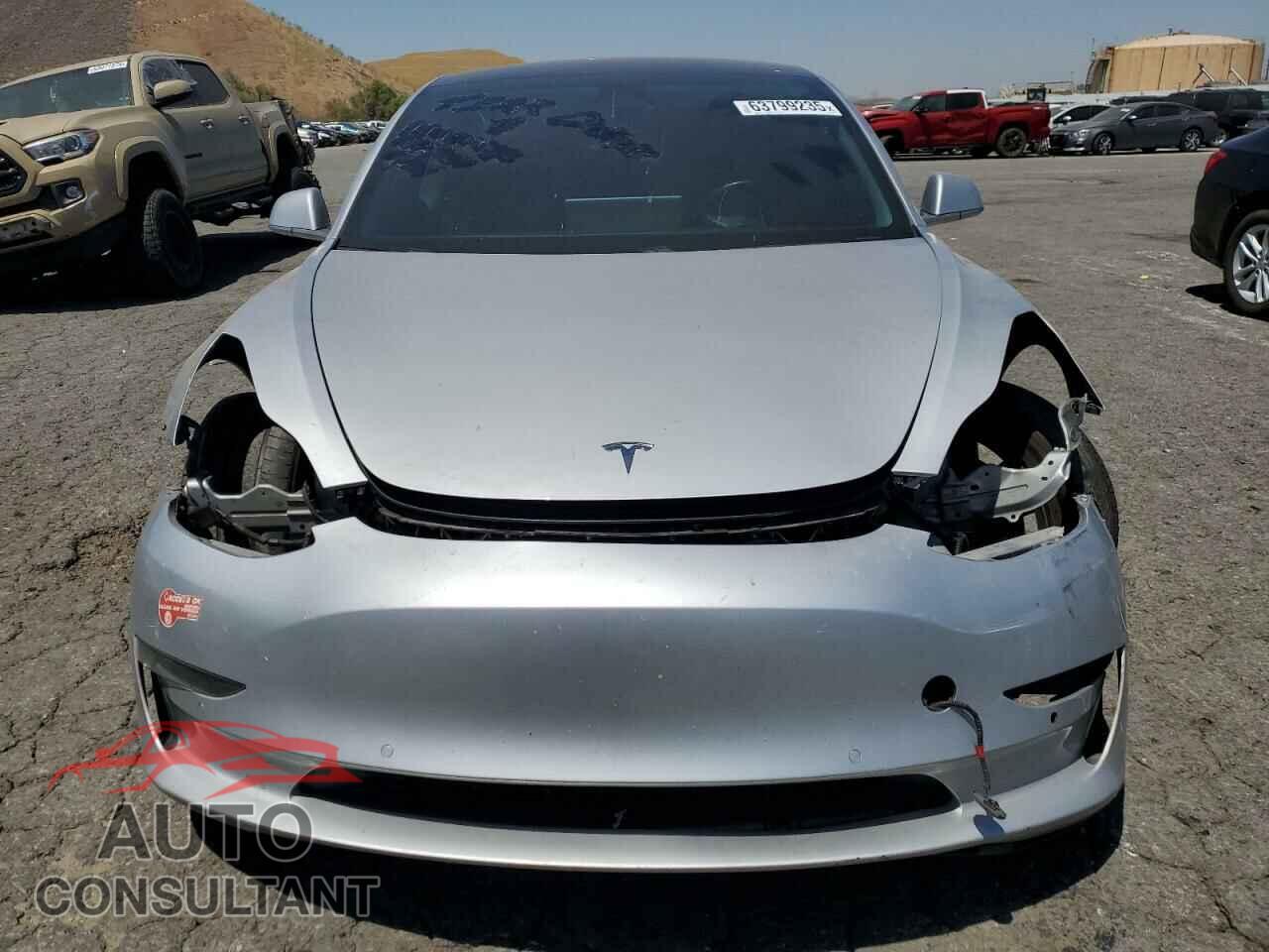 TESLA MODEL 3 2018 - 5YJ3E1EA8JF043946