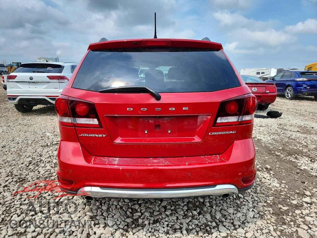 DODGE JOURNEY 2015 - 3C4PDCGG2FT553655