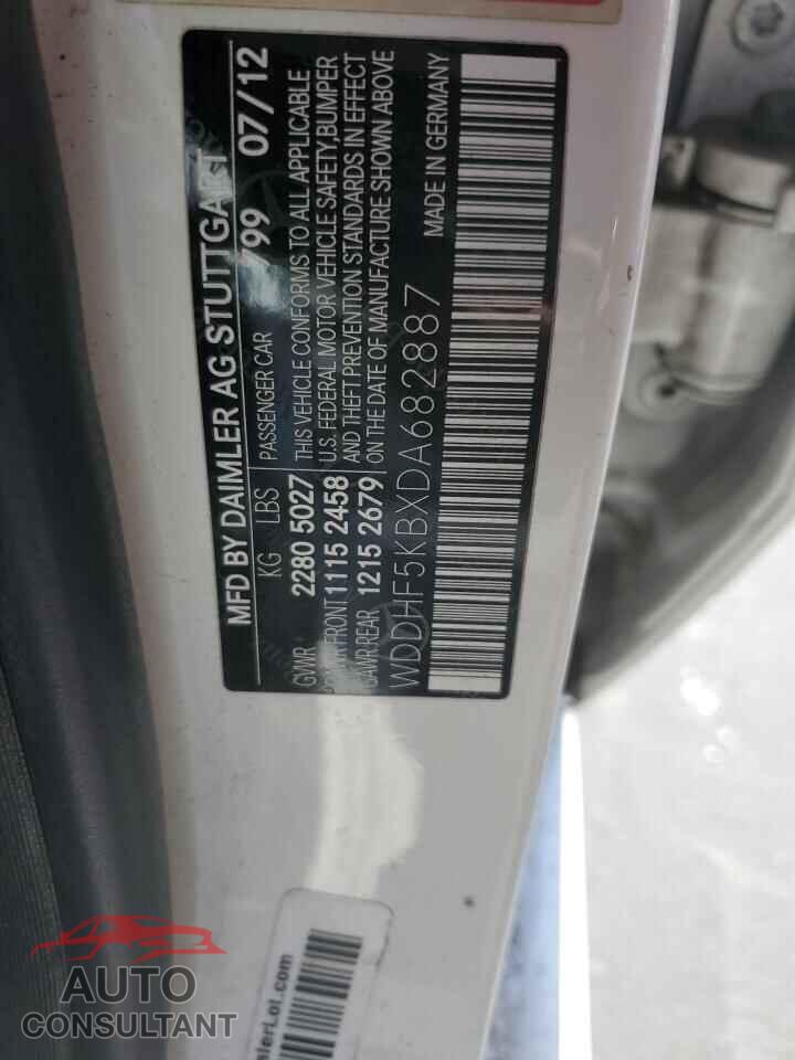 MERCEDES-BENZ E CLASS 2013 - WDDHF5KBXDA682887