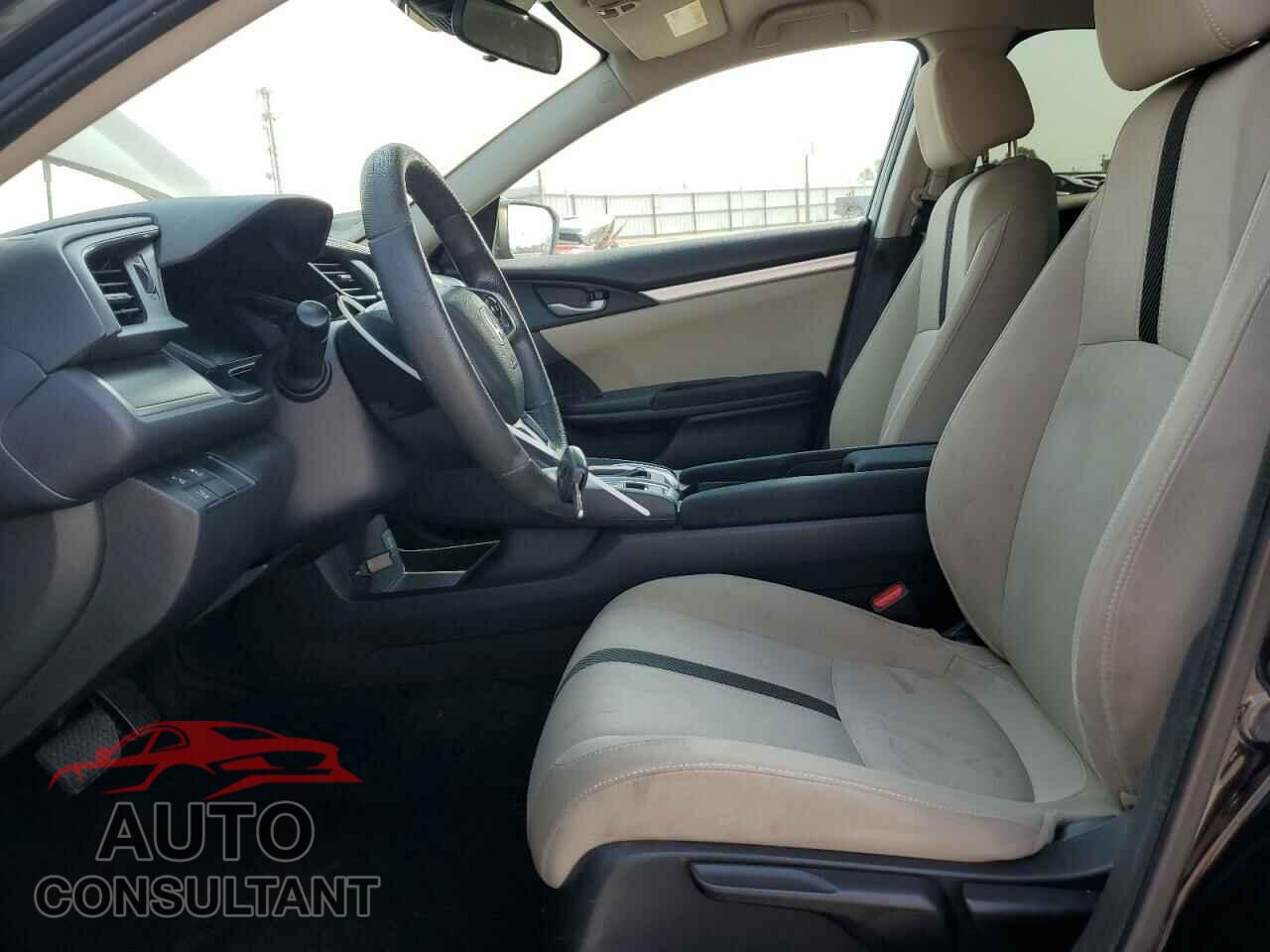 HONDA CIVIC 2017 - 2HGFC2F61HH520239