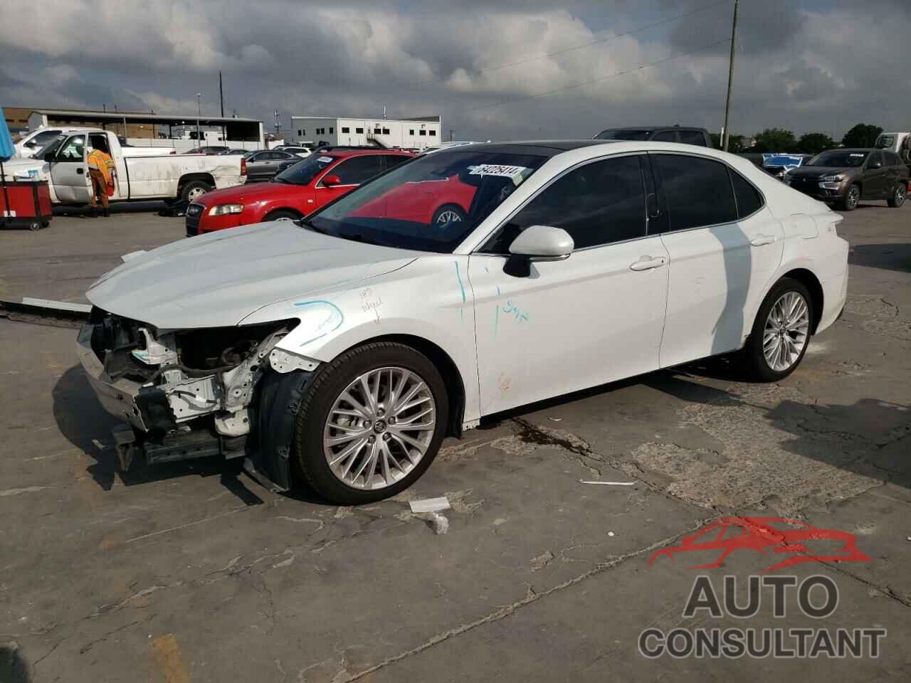 TOYOTA CAMRY 2018 - 4T1BZ1HK0JU006669