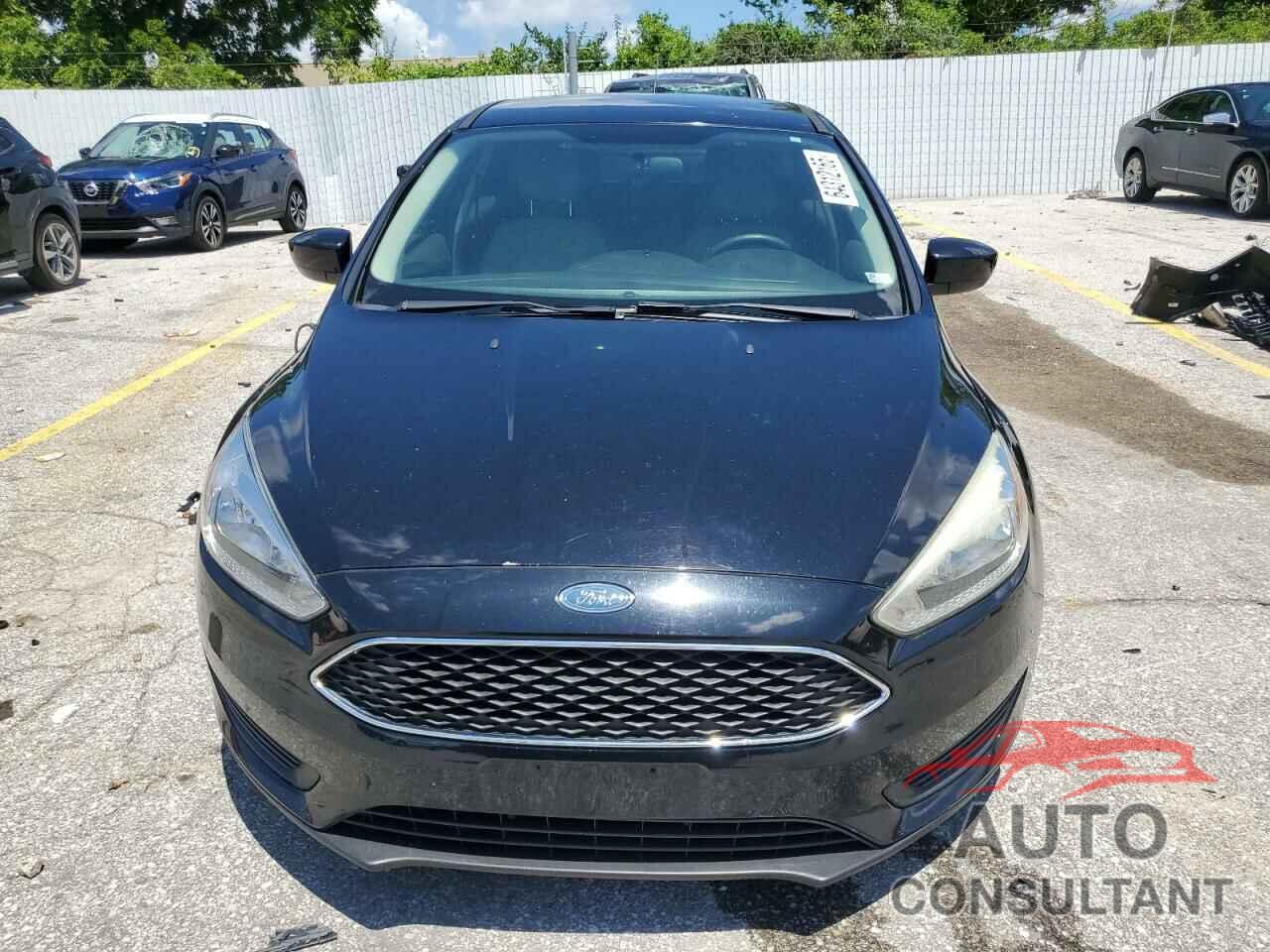 FORD FOCUS 2018 - 1FADP3K26JL280302