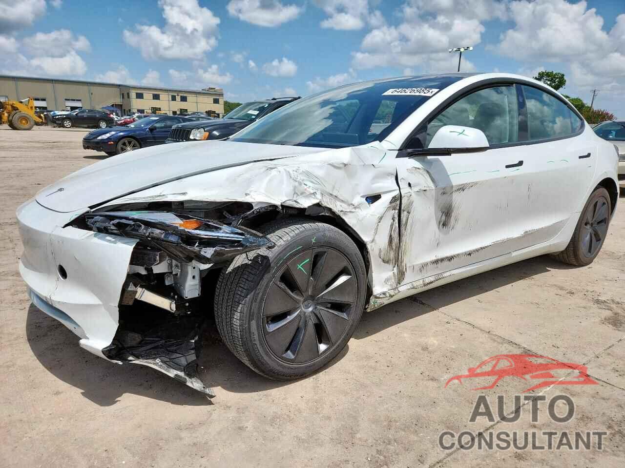 TESLA MODEL 3 2025 - 5YJ3E1EA2SF904197