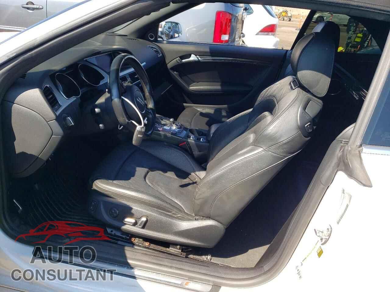 AUDI S5/RS5 2015 - WAUCGAFH3FN009876