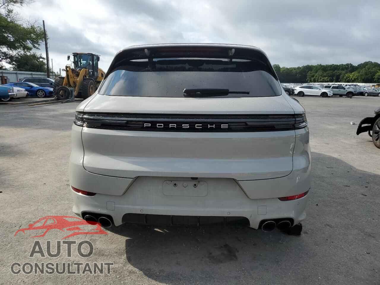 PORSCHE CAYENNE 2024 - WP1AA2AY2RDA05772