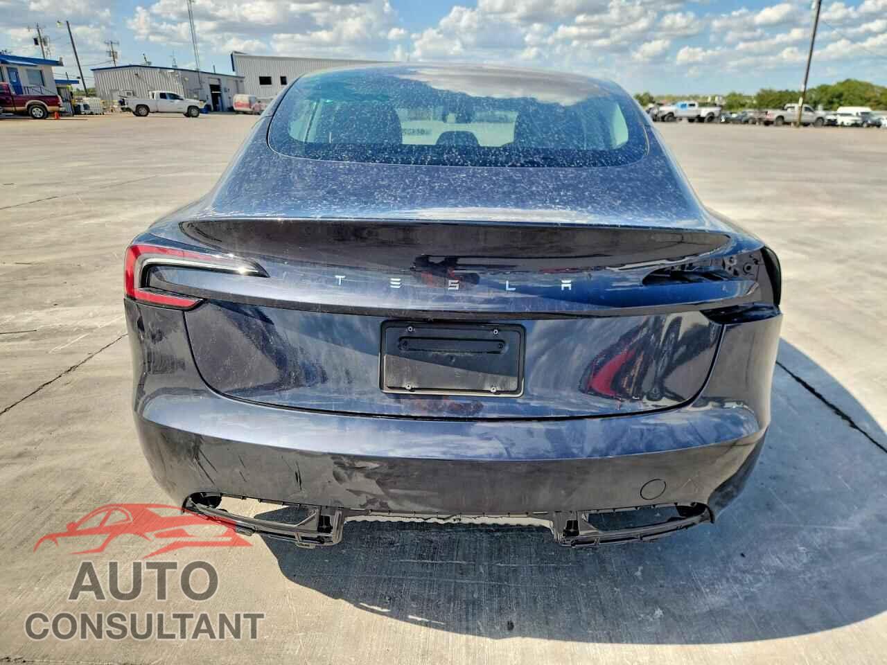 TESLA MODEL 3 2024 - 5YJ3E1EA5RF765936