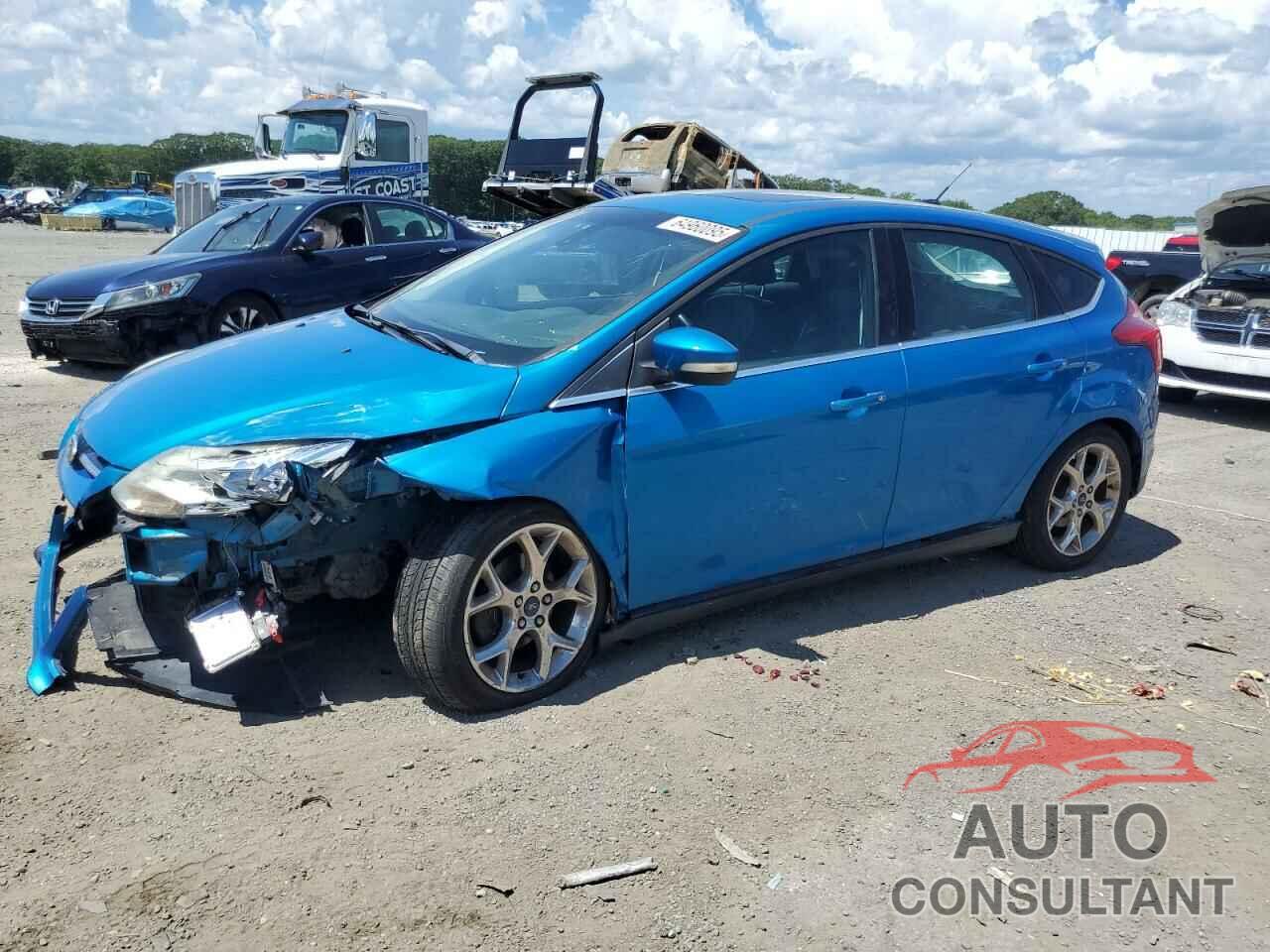 FORD FOCUS 2012 - 1FAHP3M25CL399976