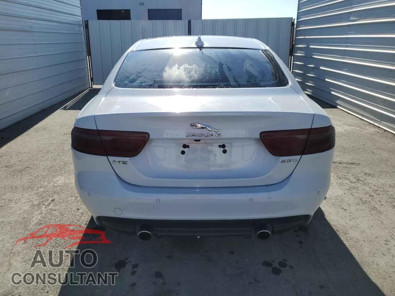 JAGUAR XE 2018 - SAJAE4EV8JCP20245