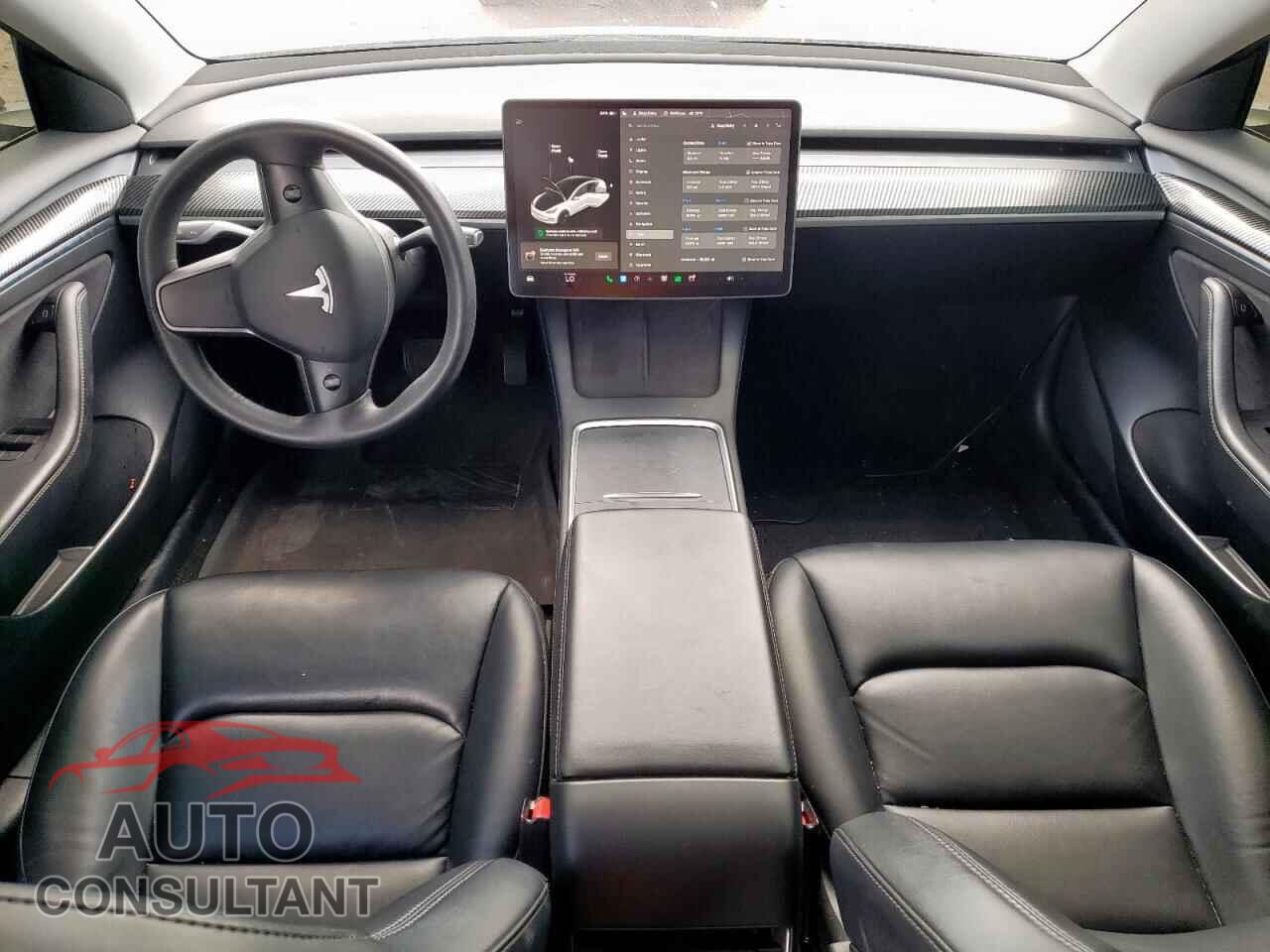 TESLA MODEL 3 2021 - 5YJ3E1EA8MF985564