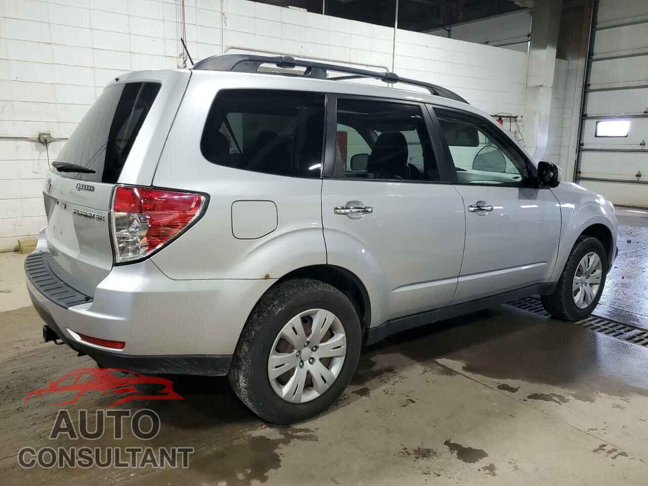 SUBARU FORESTER 2011 - JF2SHBDC3BH730962