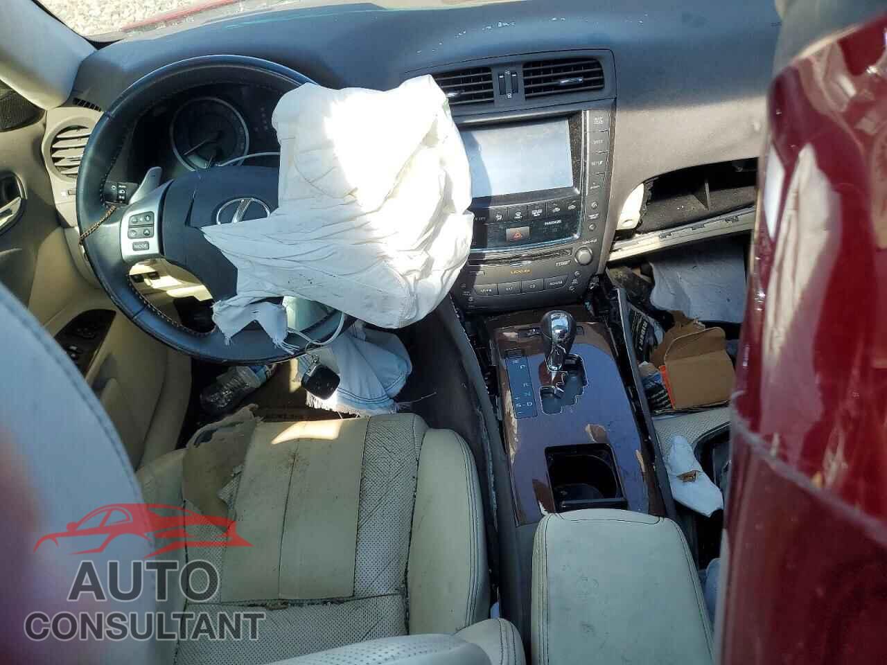 LEXUS IS 2011 - JTHCF5C29B5048185