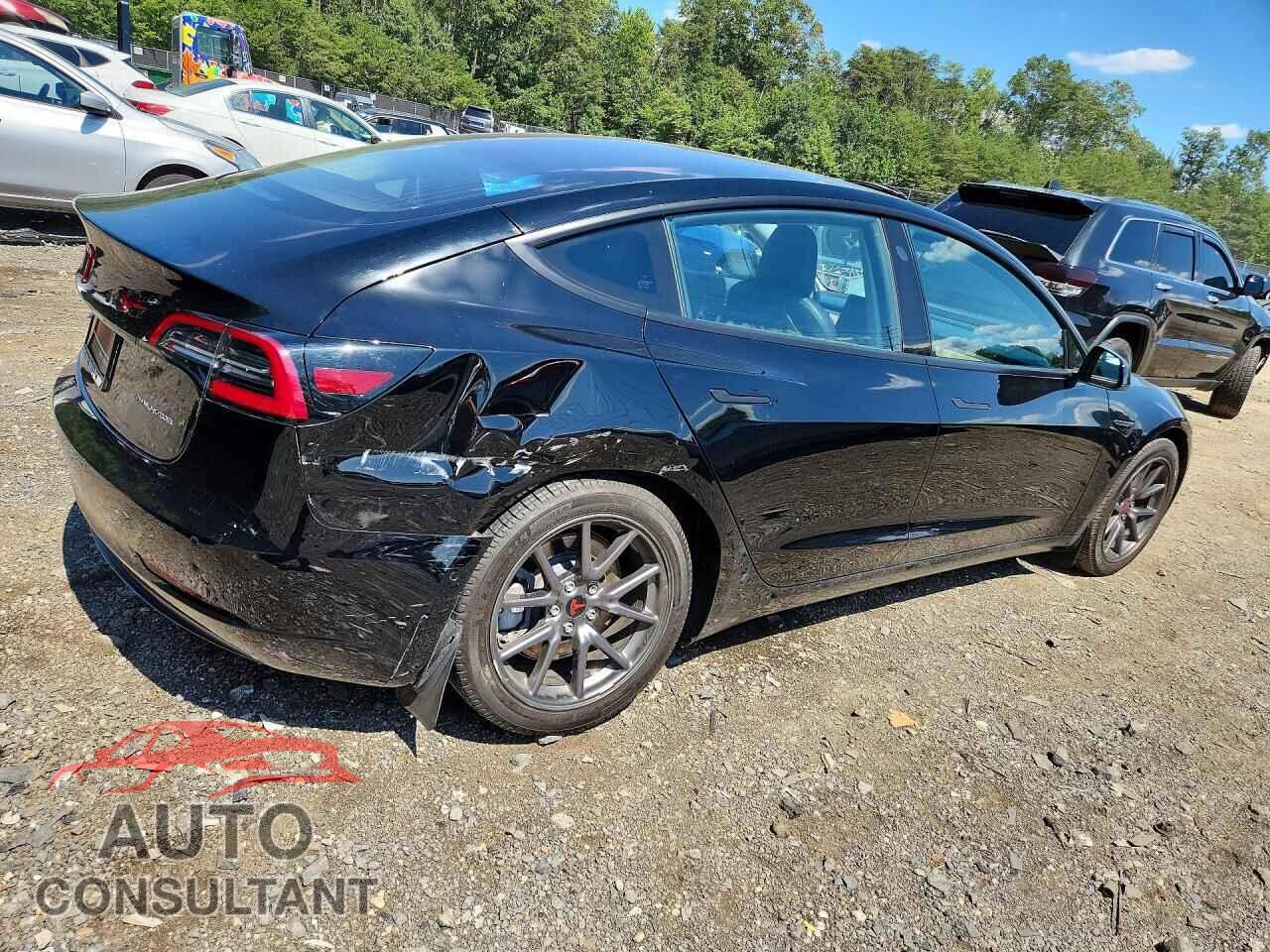 TESLA MODEL 3 2018 - 5YJ3E1EB6JF128082