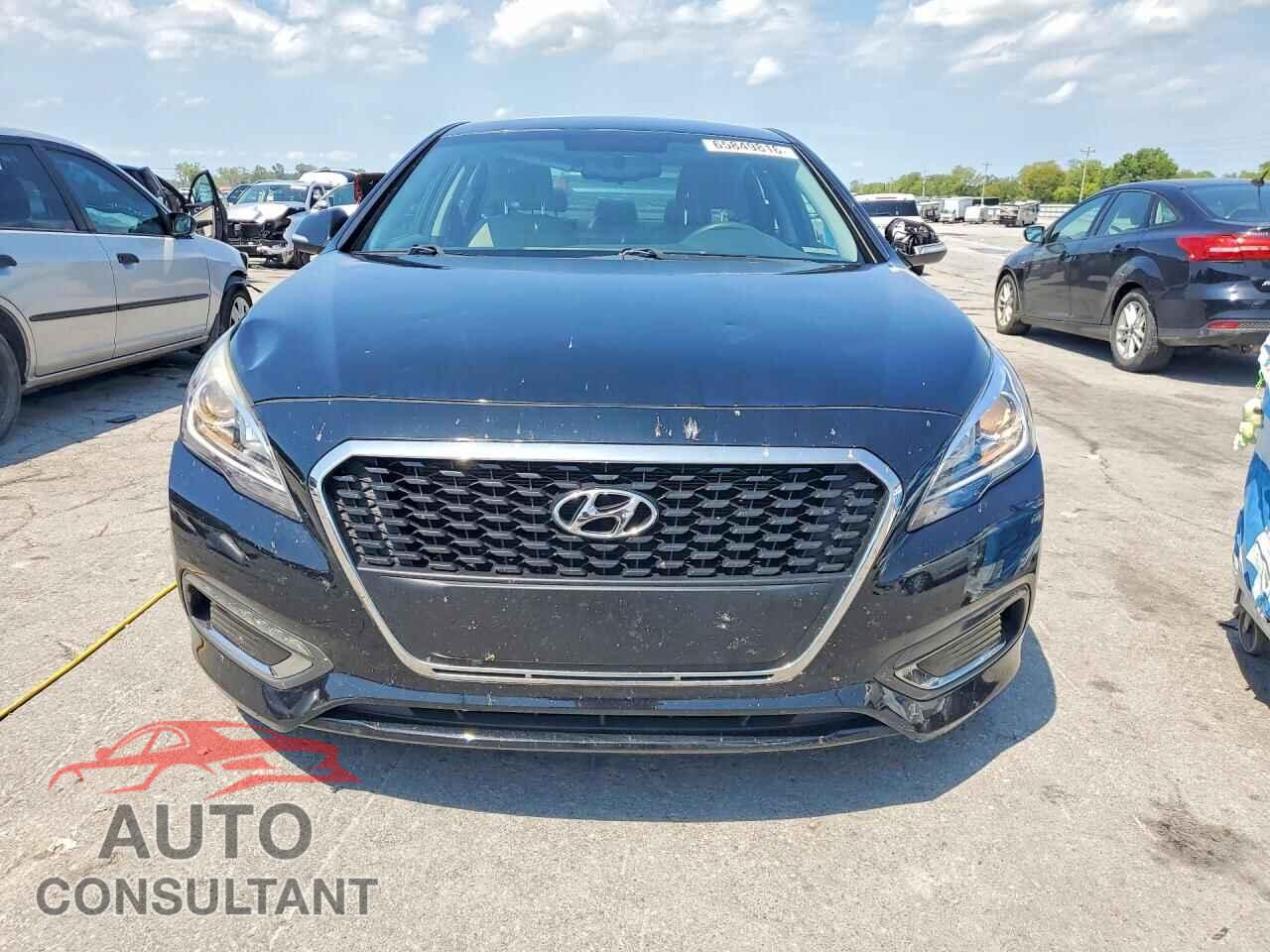 HYUNDAI SONATA 2017 - KMHE24L17HA044090
