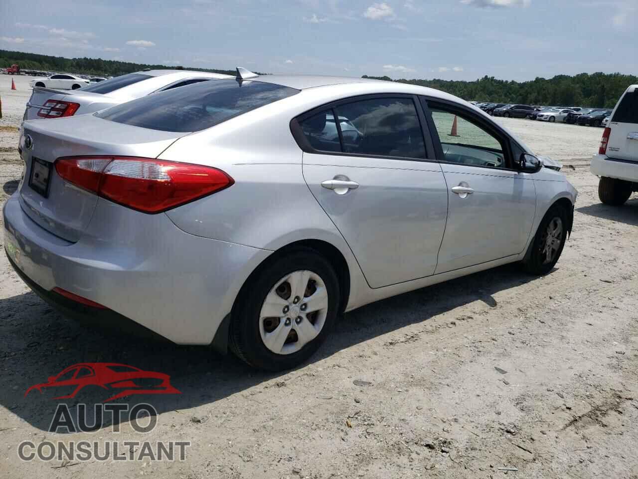 KIA FORTE 2016 - KNAFK4A65G5515357