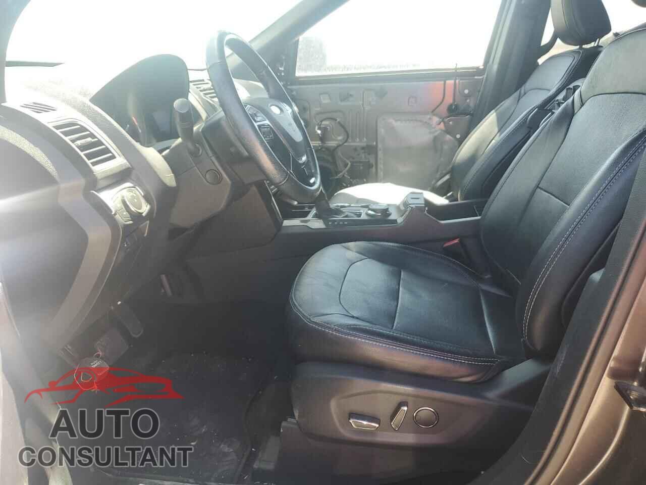 FORD EXPLORER 2018 - 1FM5K8F89JGB45201