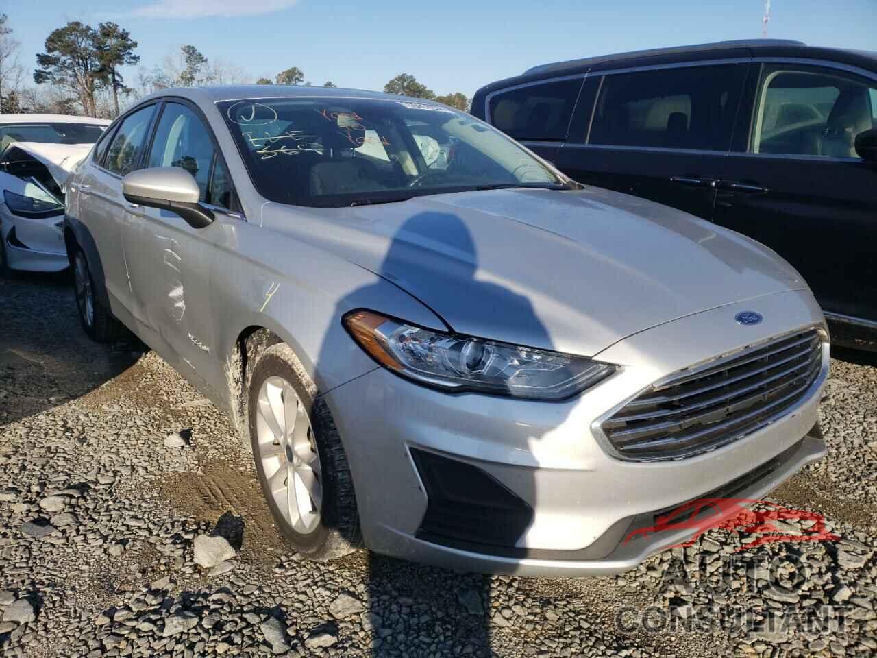FORD FUSION 2019 - 3FA6P0LU3KR152190