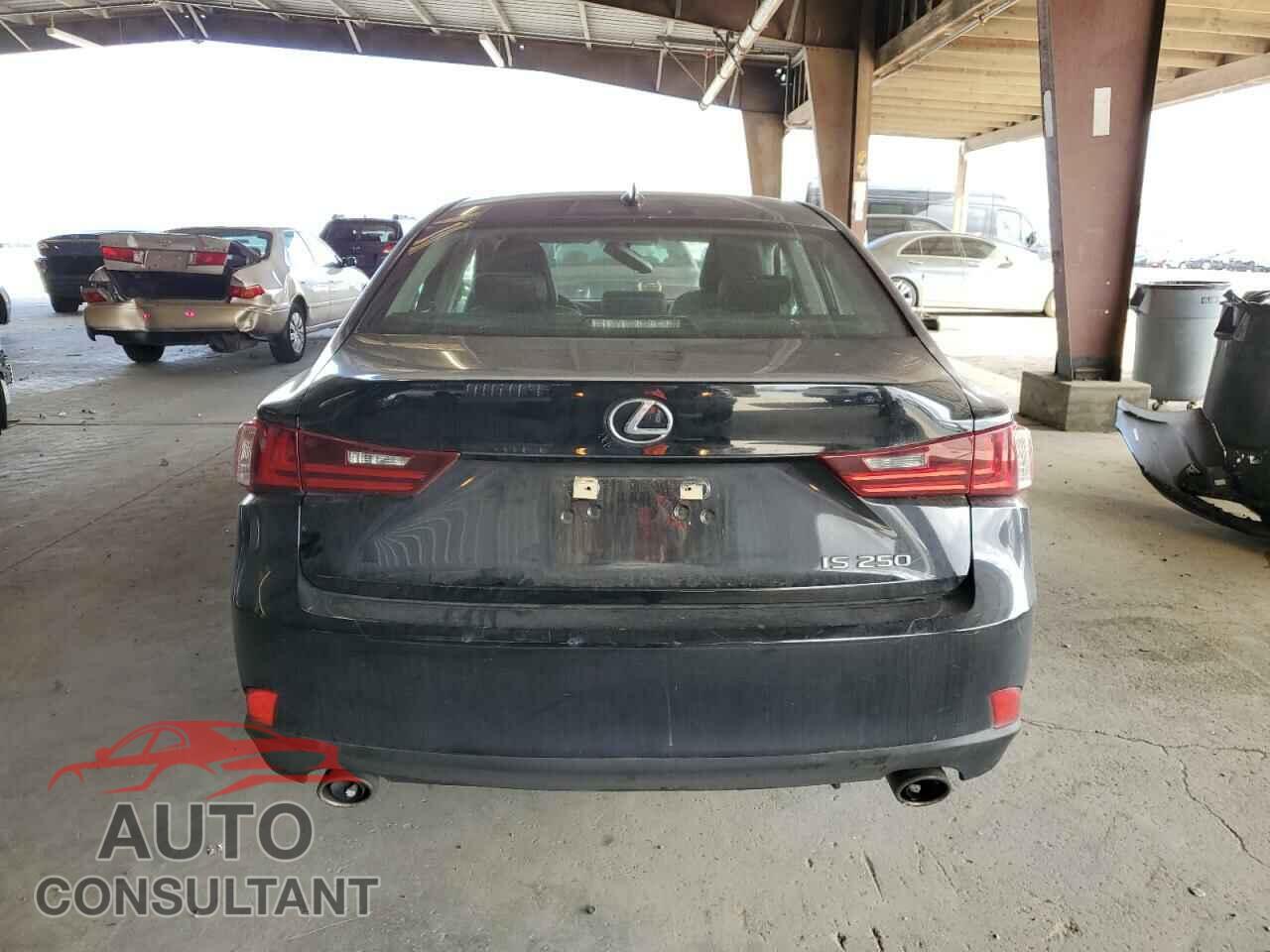 LEXUS IS 2014 - JTHBF1D25E5008743