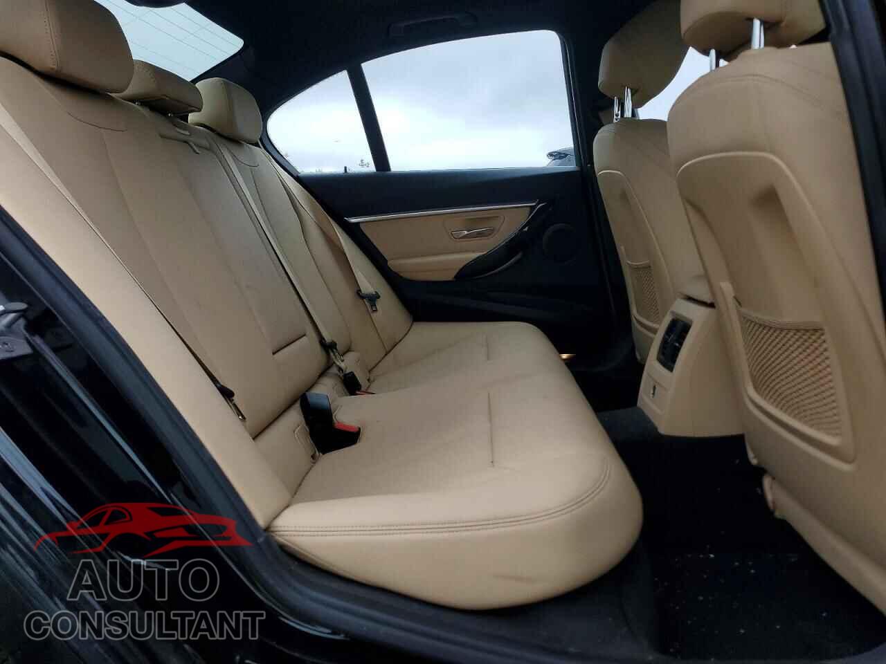 BMW 3 SERIES 2018 - WBA8D9G59JNU71966