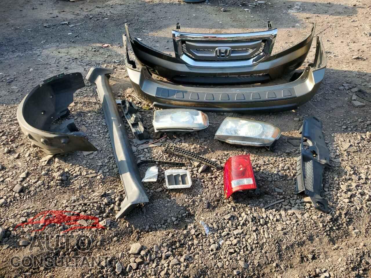 HONDA PILOT 2011 - 5FNYF4H57BB102134