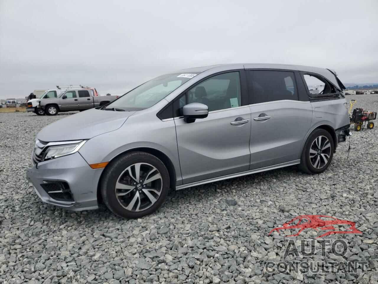 HONDA ODYSSEY 2018 - 5FNRL6H9XJB096047