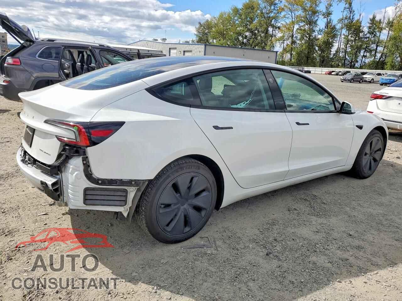 TESLA MODEL 3 2024 - 5YJ3E1EB5RF770224