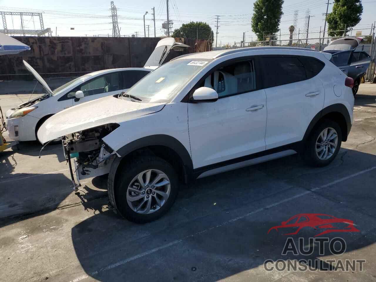 HYUNDAI TUCSON 2018 - KM8J33A49JU727819