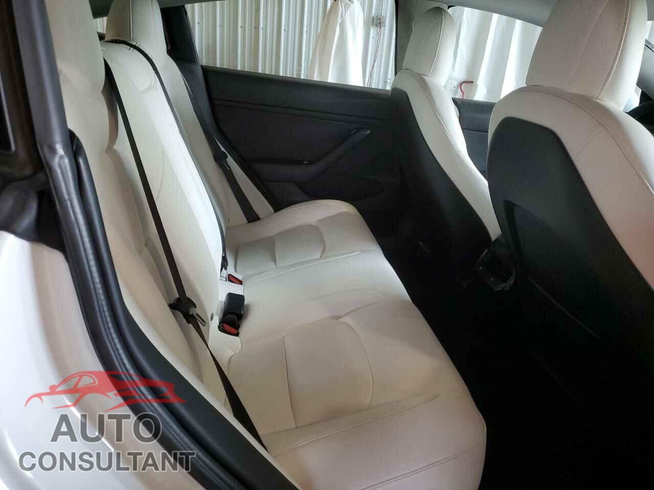 TESLA MODEL 3 2021 - 5YJ3E1EA1MF098582