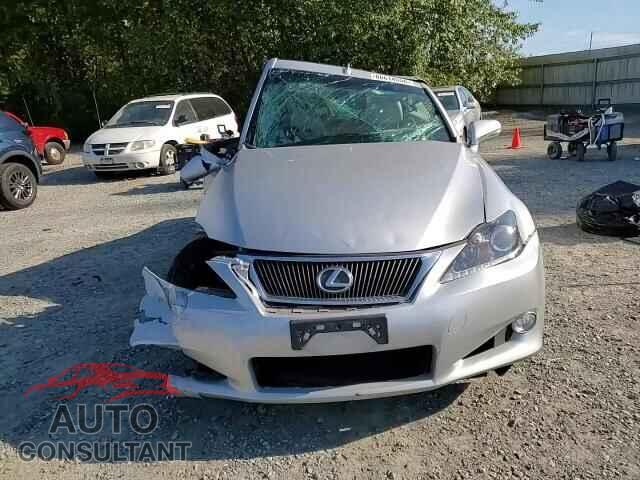 LEXUS IS 2011 - JTHFF2C28B2520003