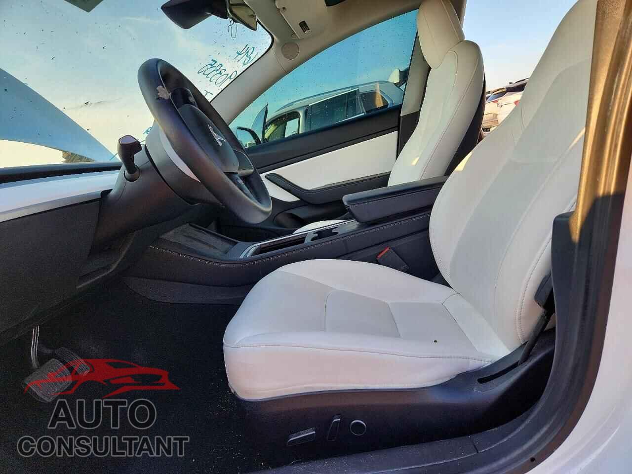 TESLA MODEL 3 2021 - 5YJ3E1EBXMF903505