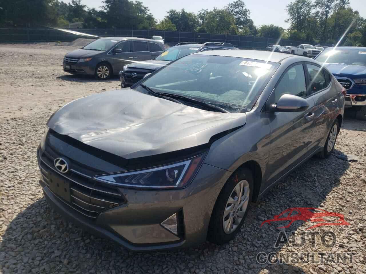 HYUNDAI ELANTRA 2019 - KMHD74LF0KU779850