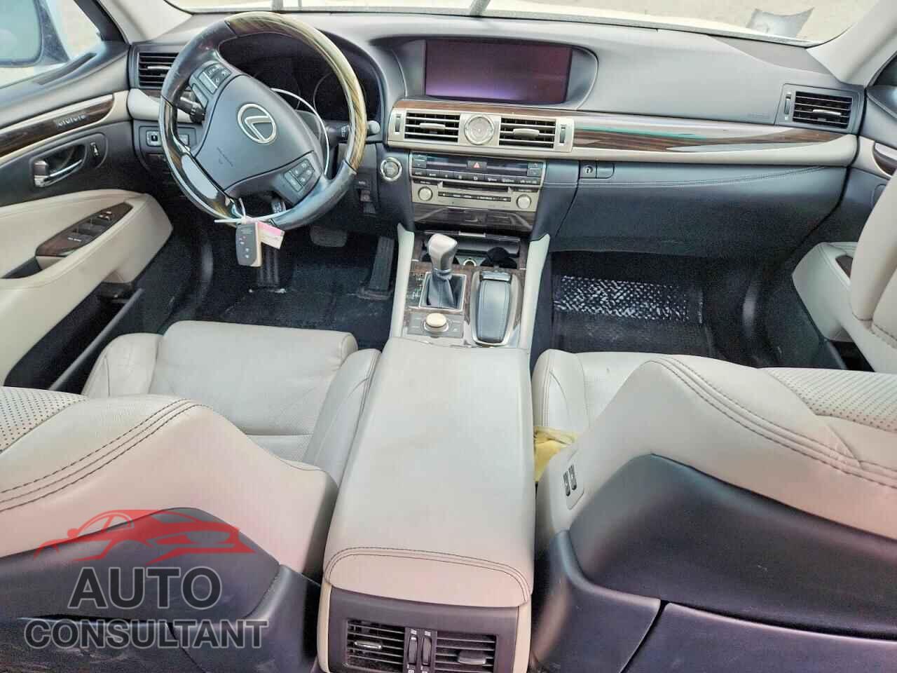 LEXUS LS460 2013 - JTHBL5EF3D5118643