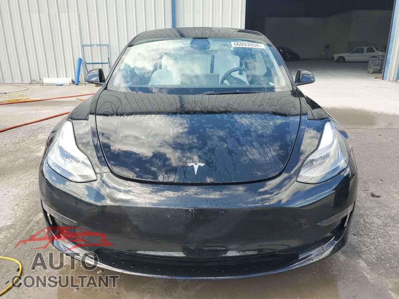 TESLA MODEL 3 2023 - 5YJ3E1EA3PF586226