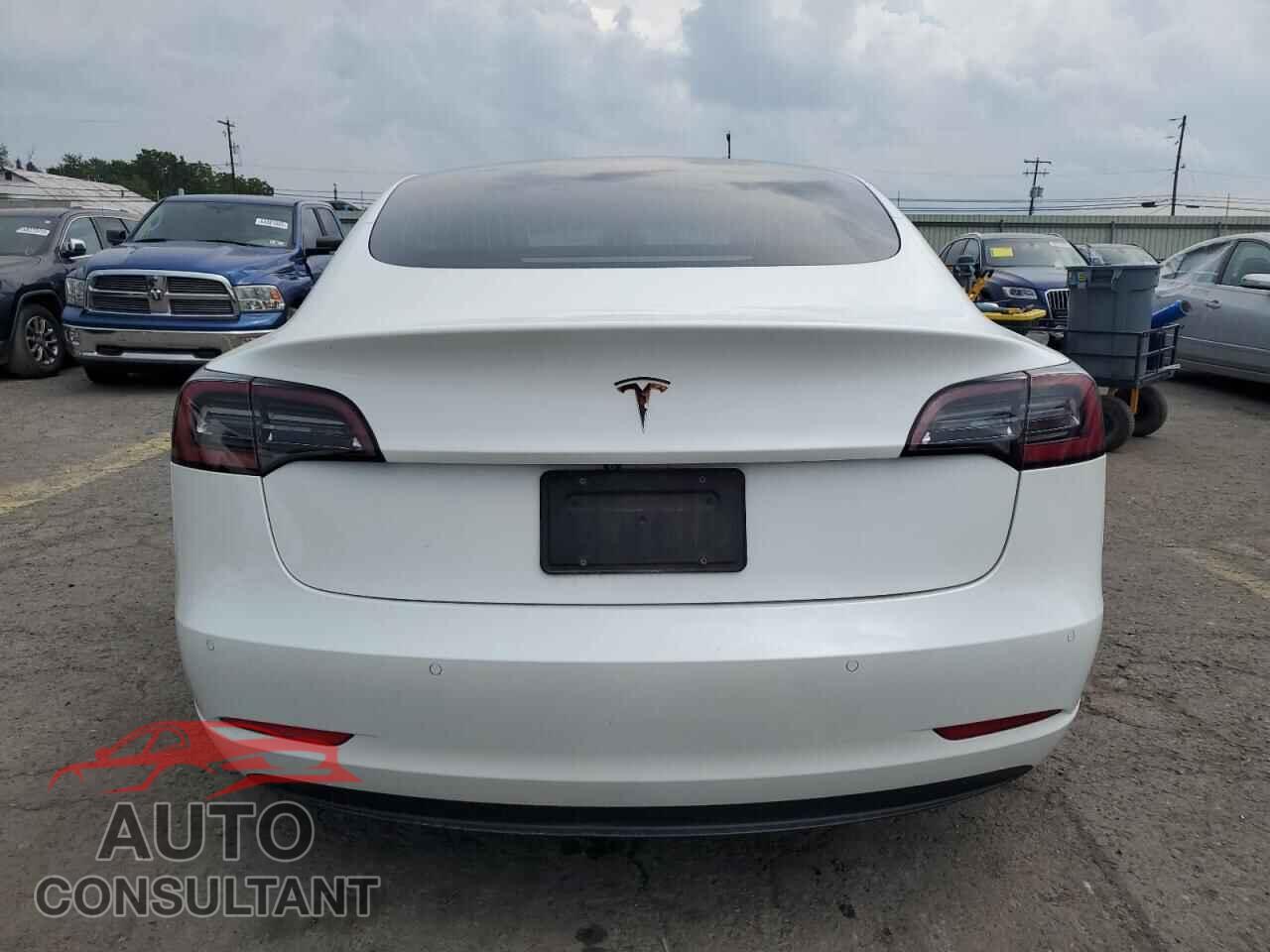 TESLA MODEL 3 2019 - 5YJ3E1EA2KF397009