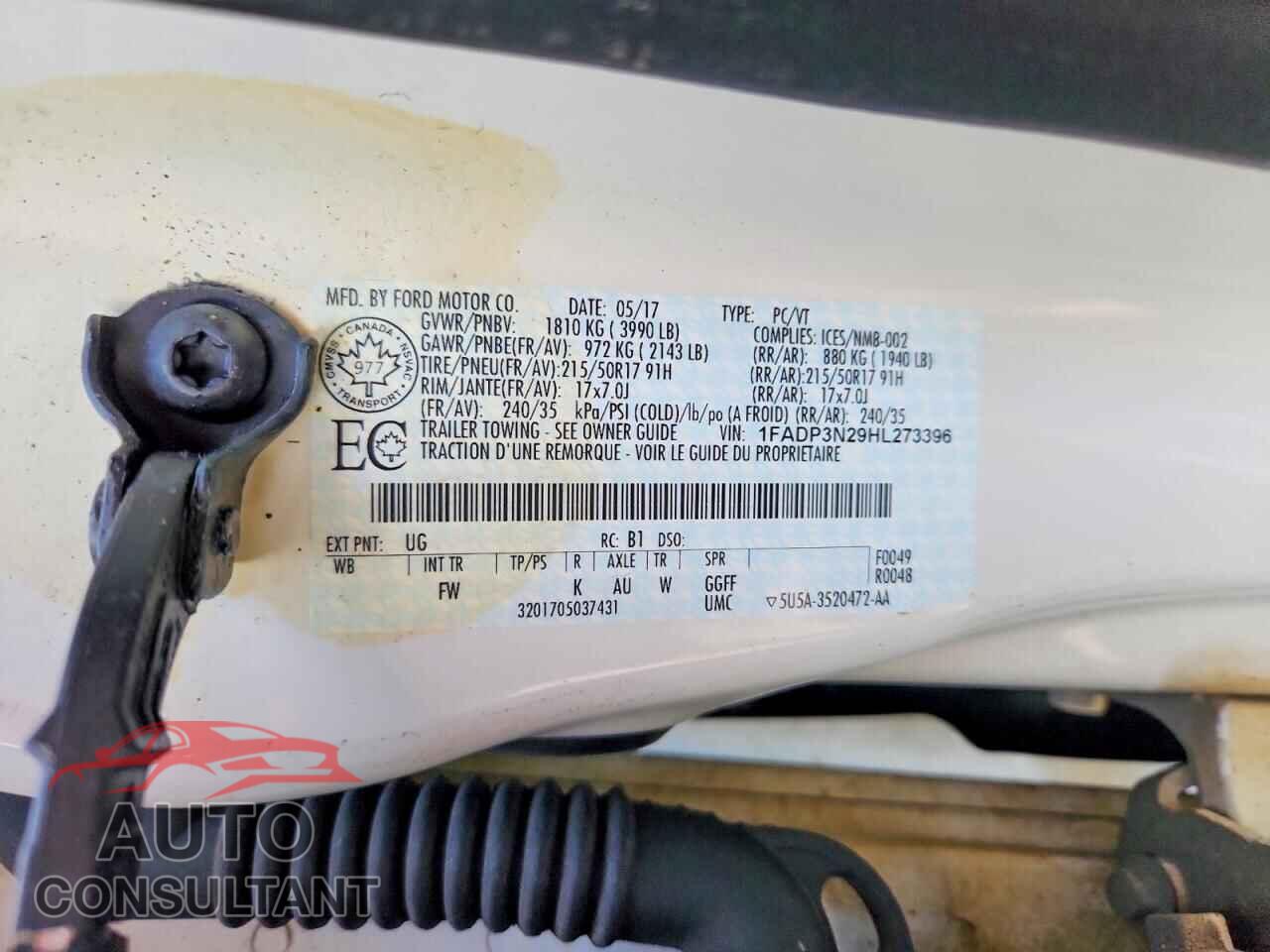 FORD FOCUS 2017 - 1FADP3N29HL273396