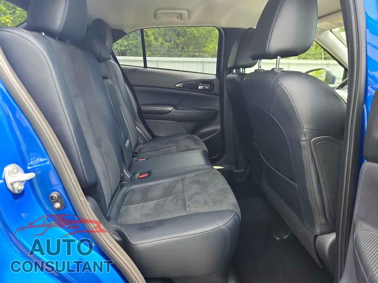 MITSUBISHI ECLIPSE 2024 - JA4ATWAA4RZ046410
